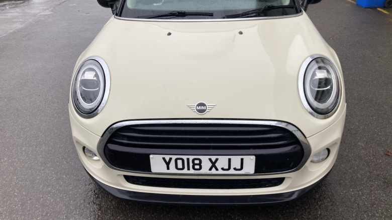 MINI Hatchback 1.5 Cooper II 3dr Petrol Hatchback